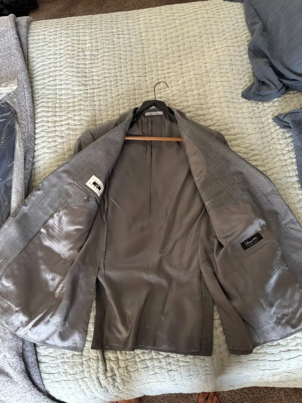 Joseph Abboud Charcoal Suit (Coat and Pants)